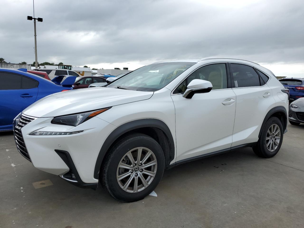 JTJBARBZ5J2177362 2018 LEXUS NX - Image 1