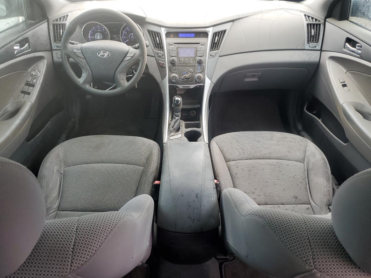2011 Hyundai Sonata - Image 8