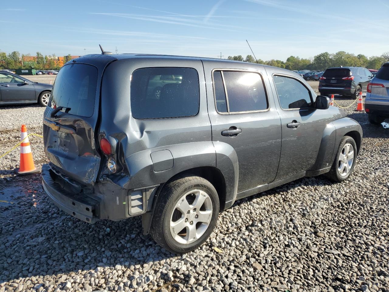 2010 Chevrolet HHR - Image 3