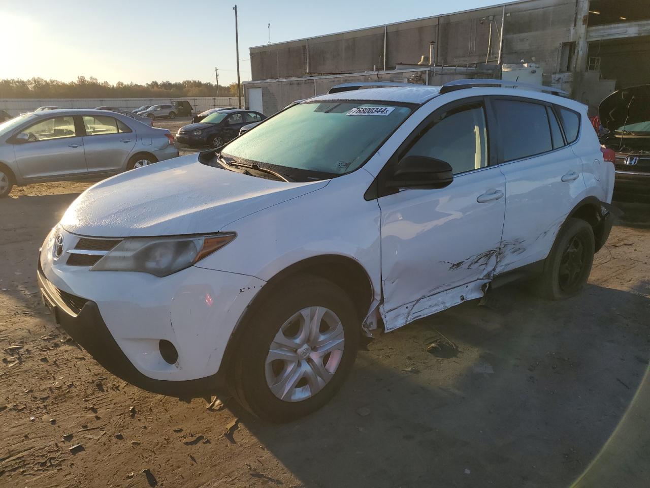 VIN JTMBFREV3FJ020617 2015 TOYOTA RAV4 no.1