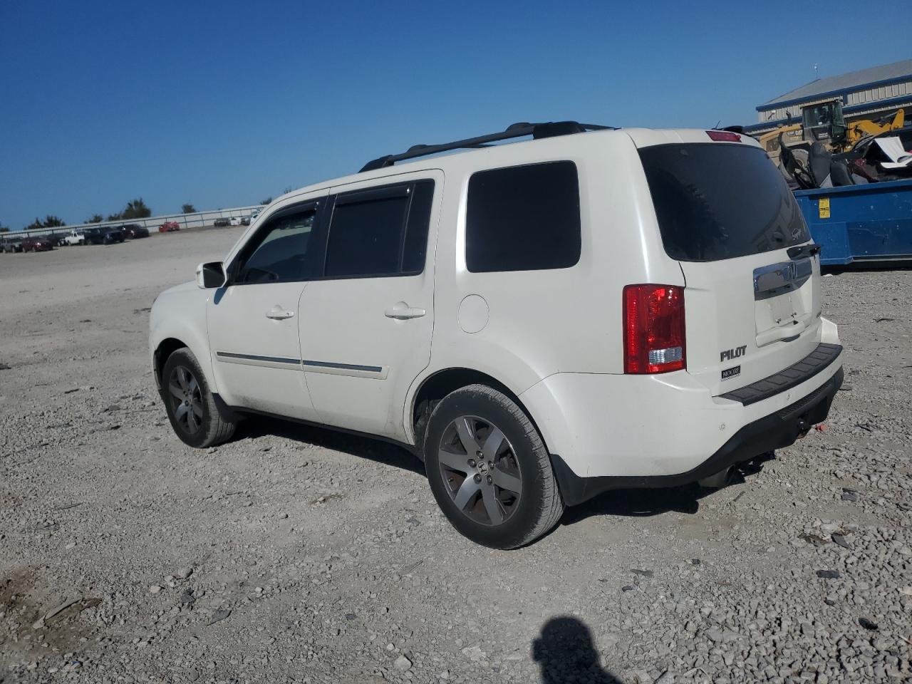 2015 Honda Pilot - Image 2