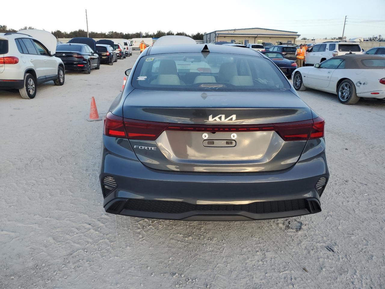 2023 Kia Forte Lx VIN: 3KPF24AD6PE638378 Lot: 77274294