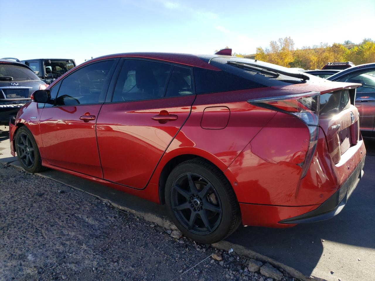 VIN JTDKARFU5J3551643 2018 TOYOTA PRIUS no.2