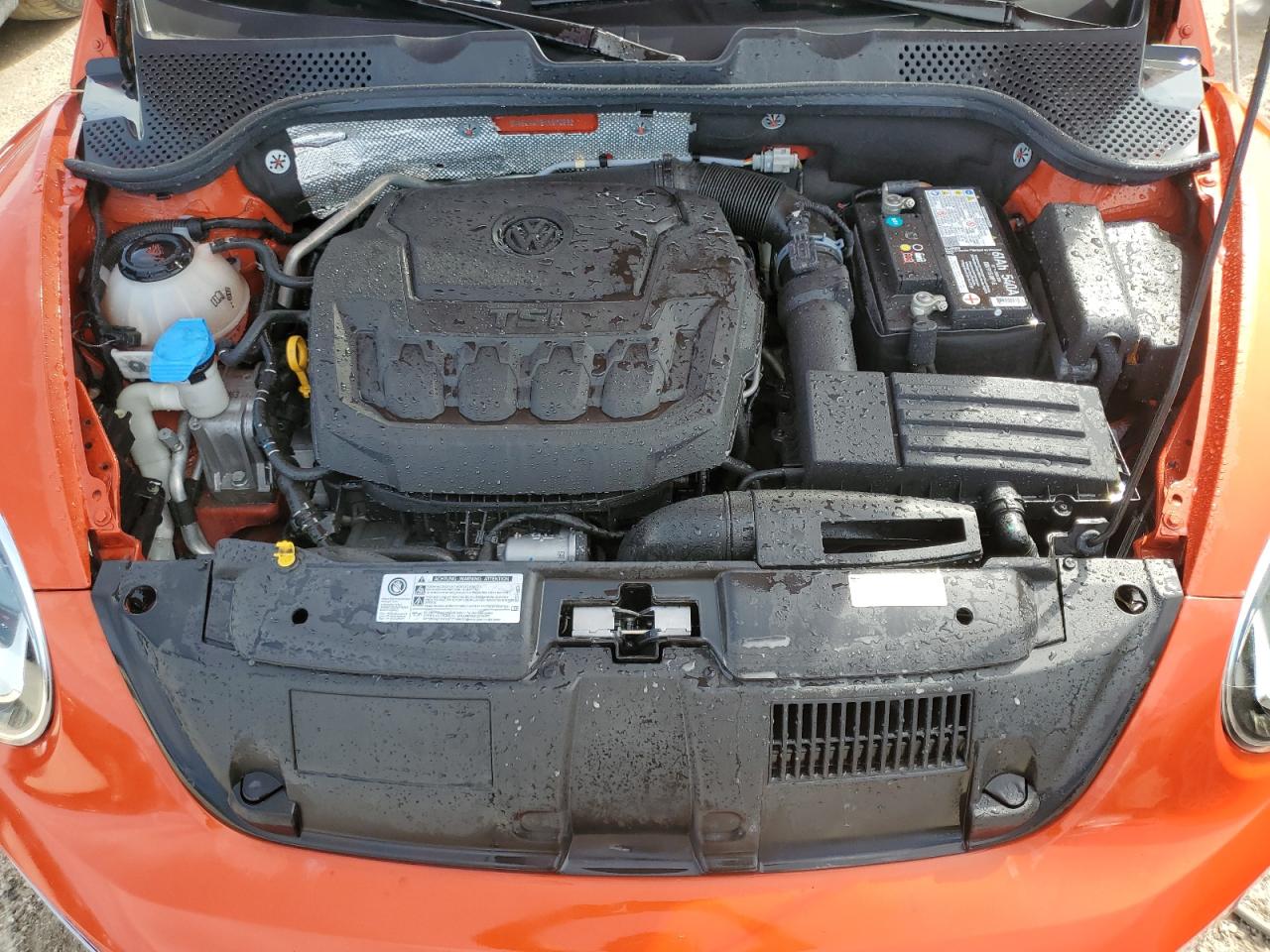 2019 Volkswagen Beetle - Image 11