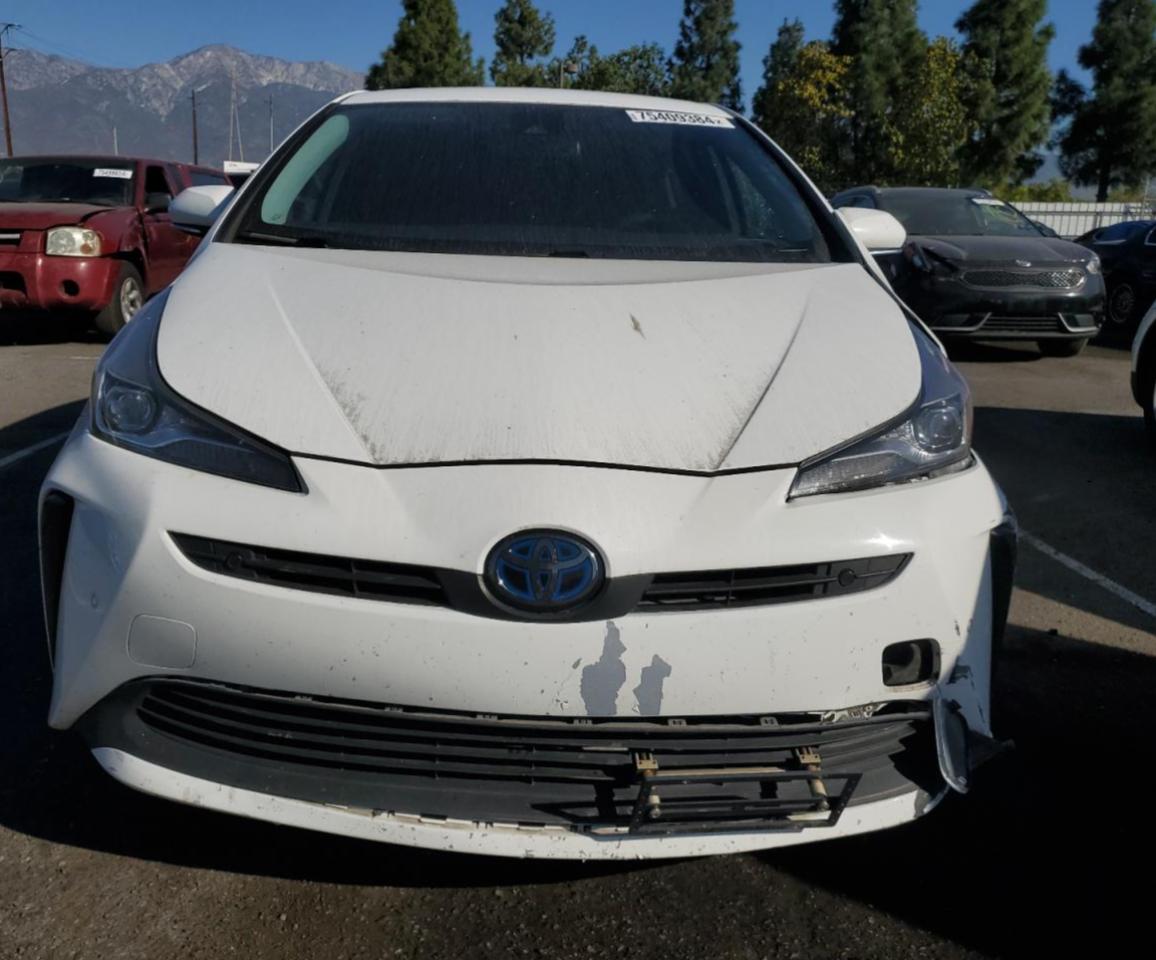 2020 Toyota Prius - Image 5