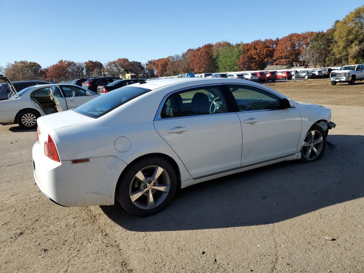 2011 Chevrolet Malibu - Image 3