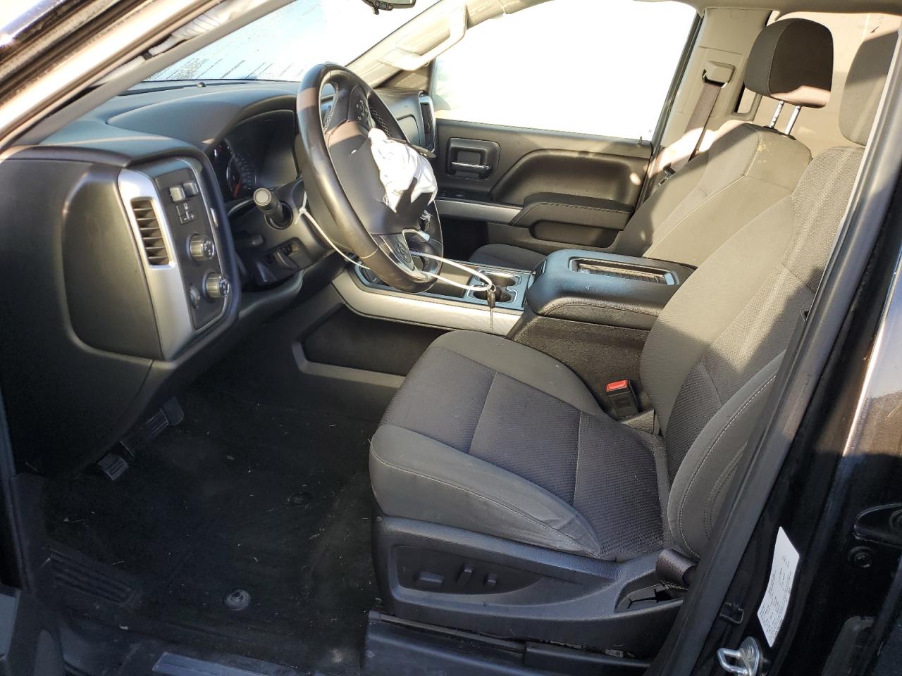 2017 Chevrolet Silverado - Image 7