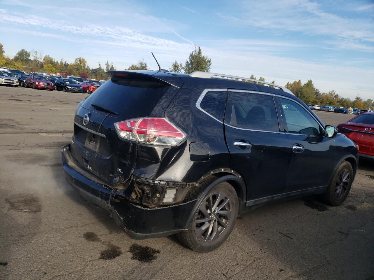 2016 Nissan Rogue - Image 3