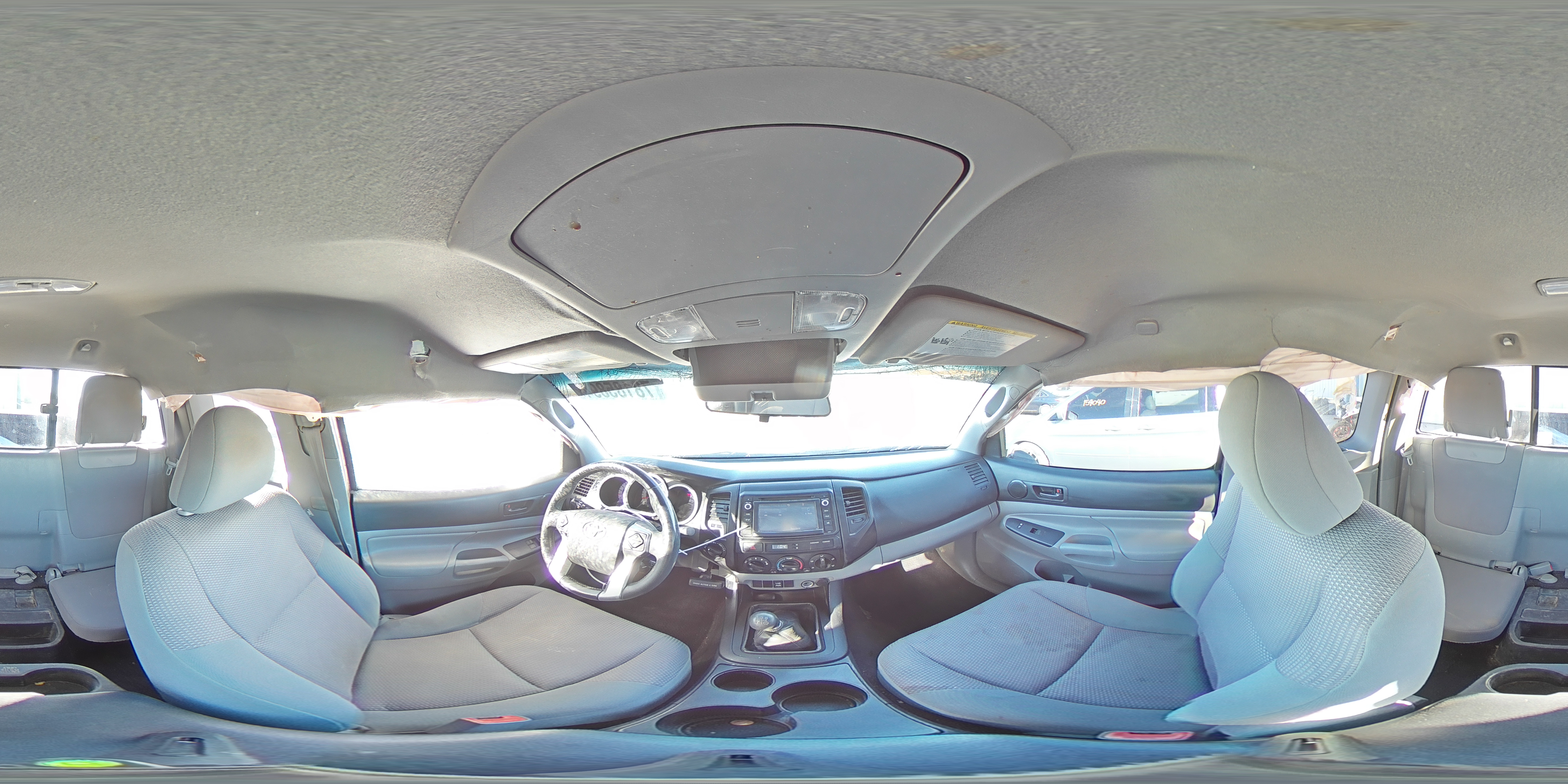 2014 Toyota Tacoma - Image 14