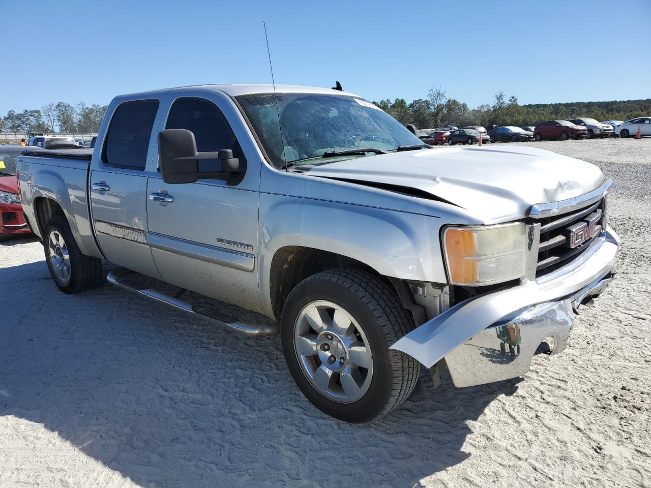 2011 GMC Sierra - Image 4