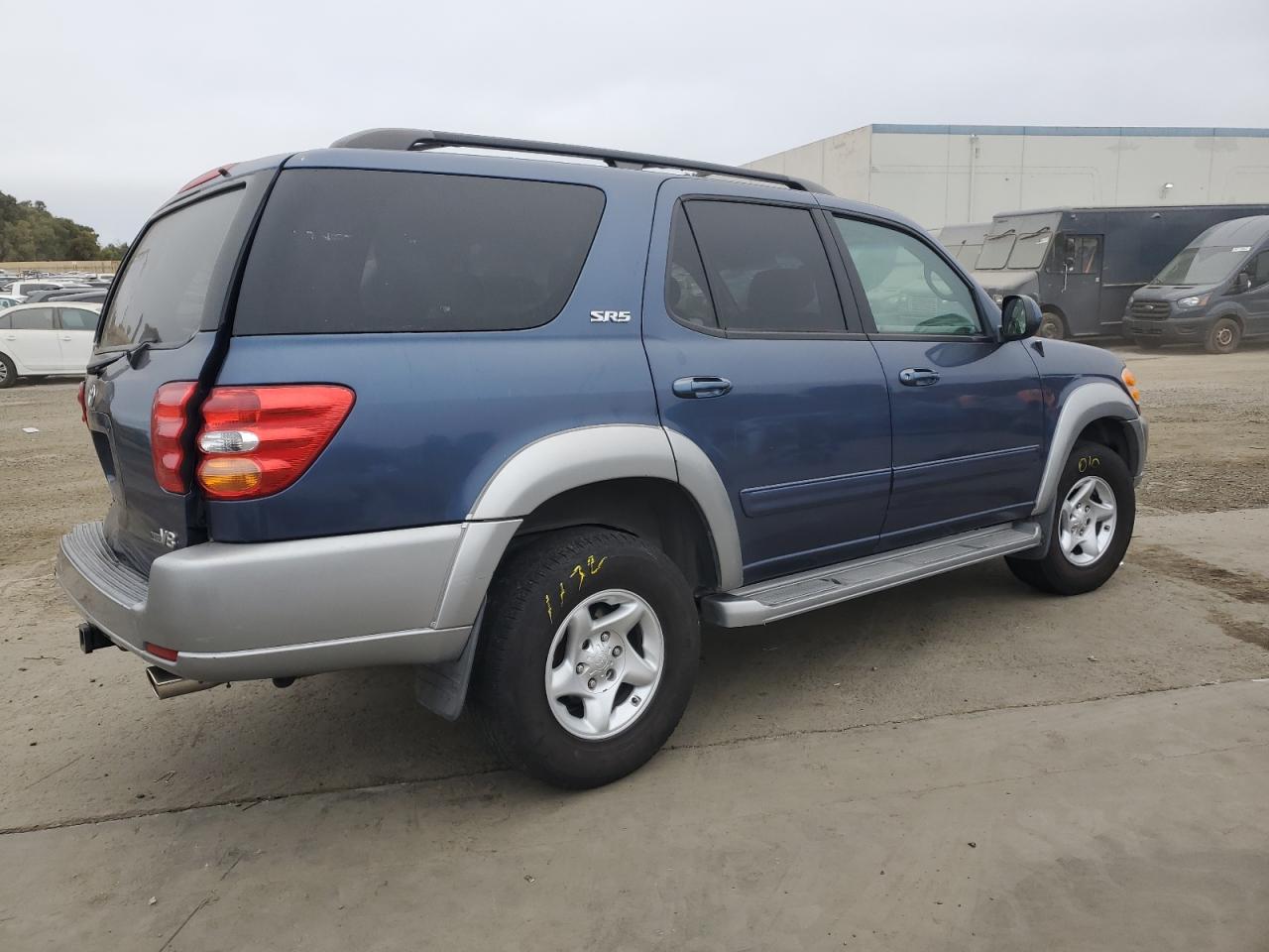 2001 Toyota Sequoia - Image 3