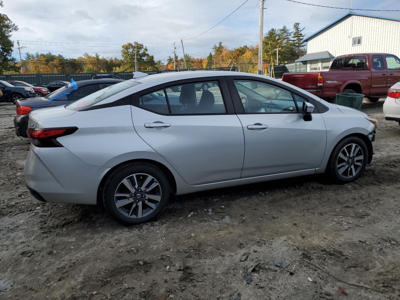 2020 Nissan Versa - Image 3