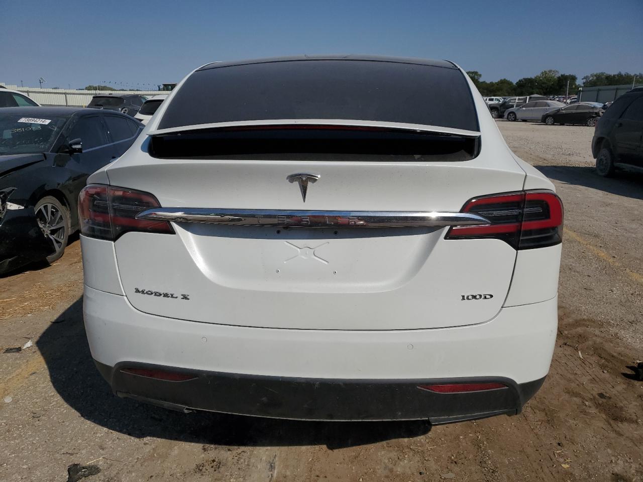 2018 Tesla Model X VIN: 5YJXCBE24JF141068 Lot: 74231314