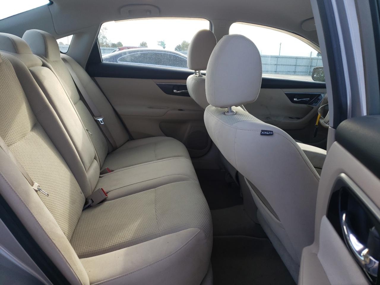 2014 Nissan Altima - Image 10