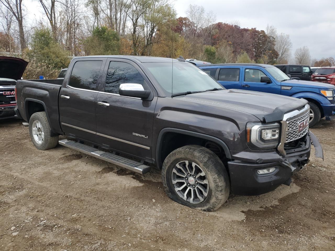 2016 GMC Sierra - Image 4