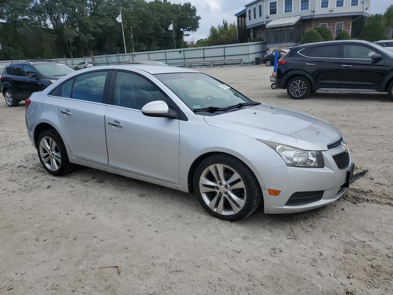 2011 Chevrolet Cruze - Image 4