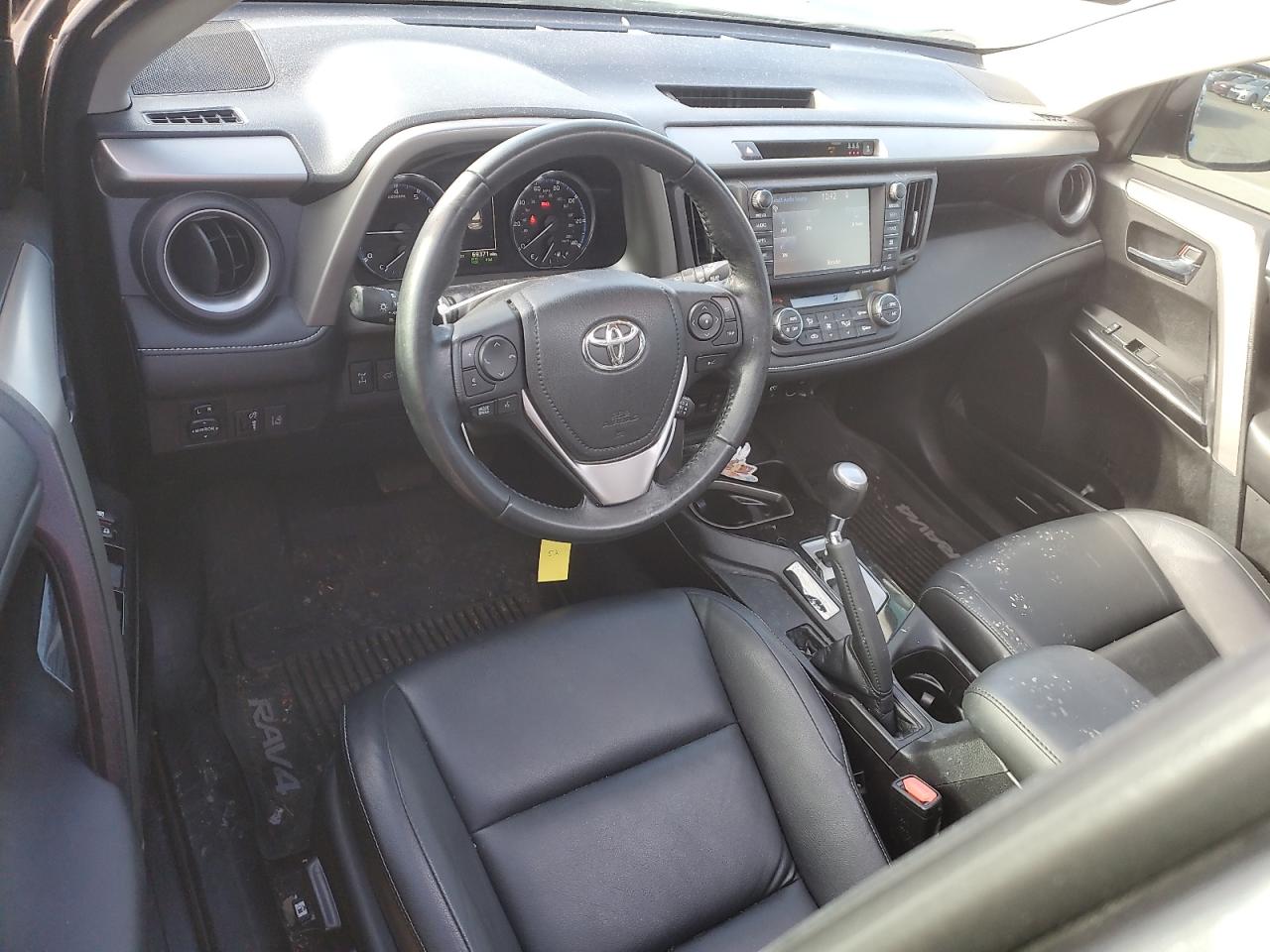 2T3DFREV9HW553262 2017 Toyota Rav4 Limited