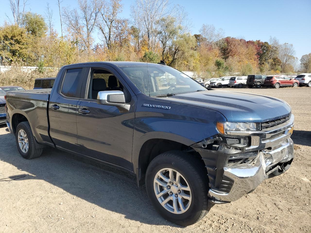 2019 Chevrolet Silverado - Image 4