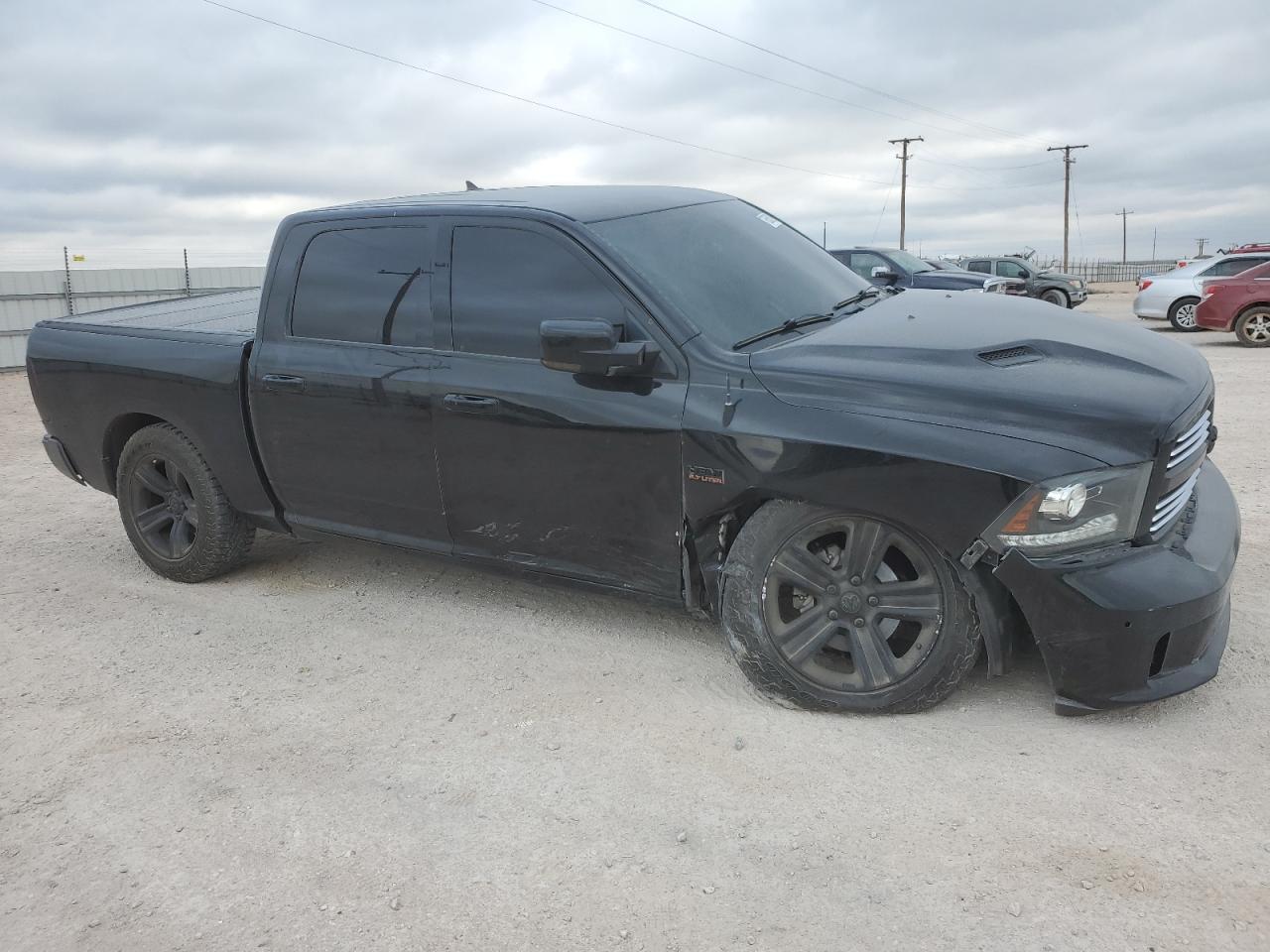 2015 RAM 1500 - Image 4