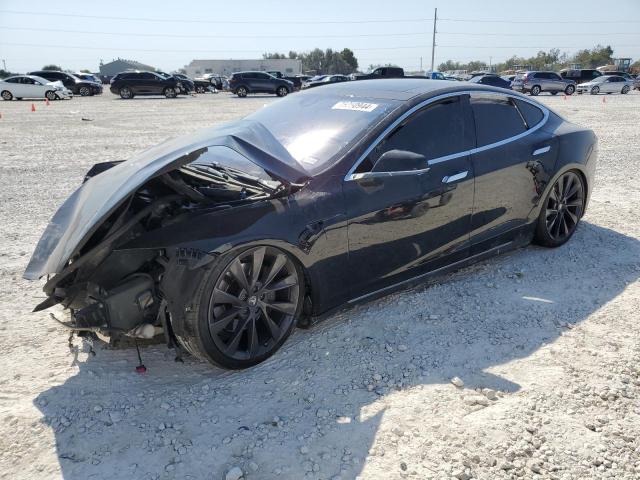  TESLA MODEL S 2015 Черный