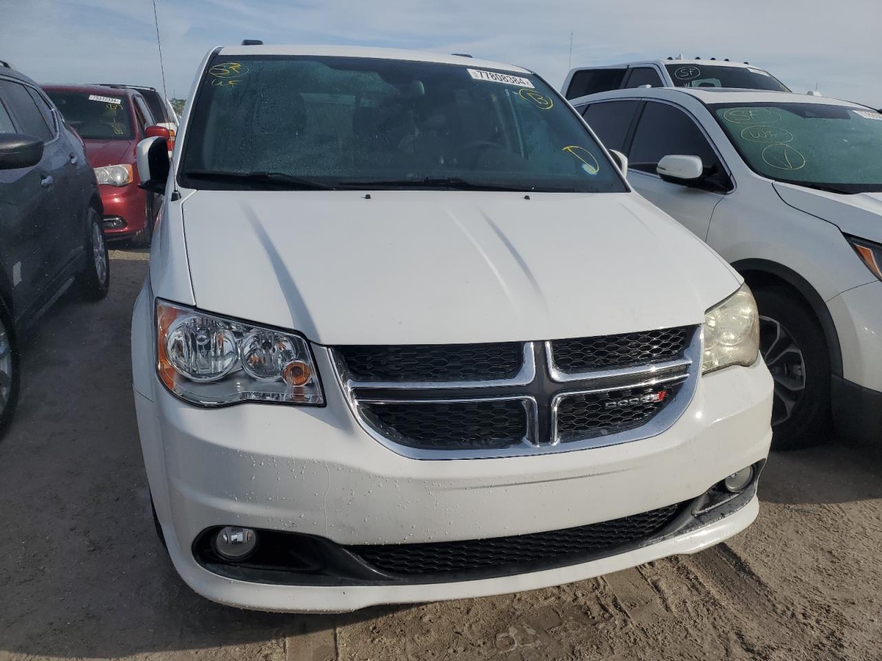 2019 Dodge Caravan - Image 5