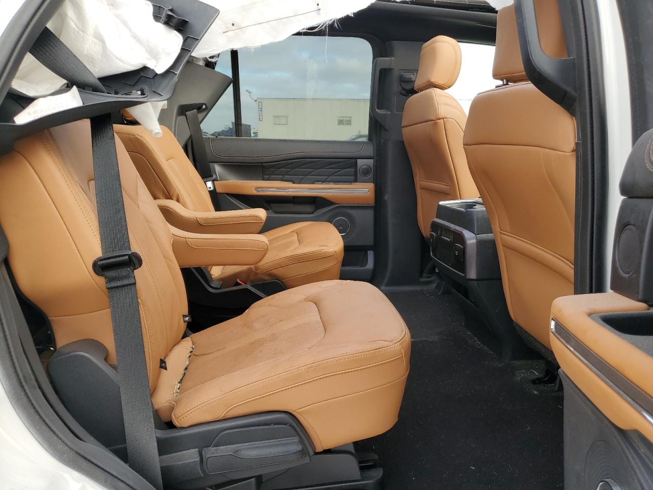 2022 Ford Expedition - Image 11