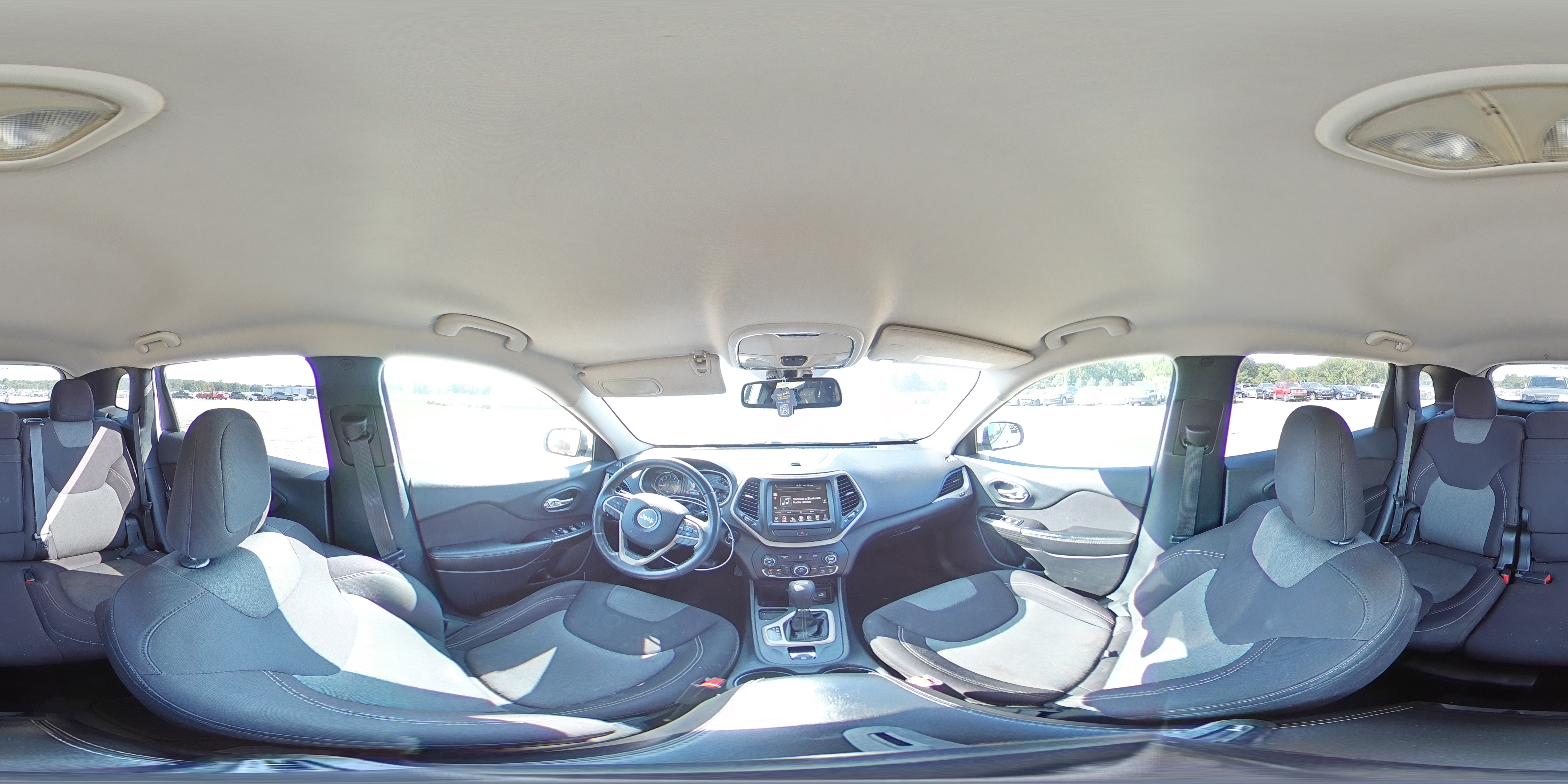 2014 Jeep Cherokee Latitude VIN: 1C4PJLCS9EW319704 Lot: 75004334