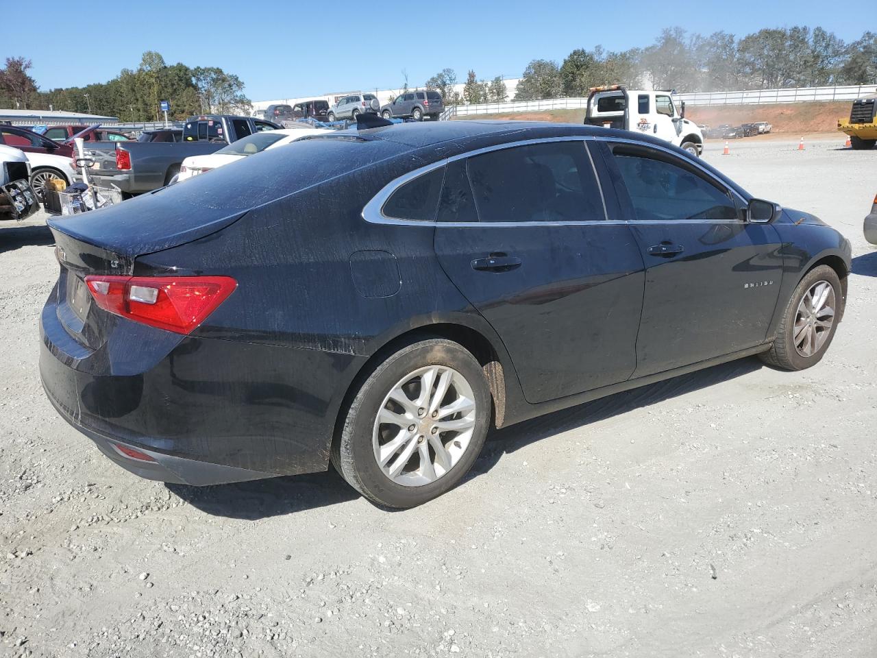 2018 Chevrolet Malibu - Image 3