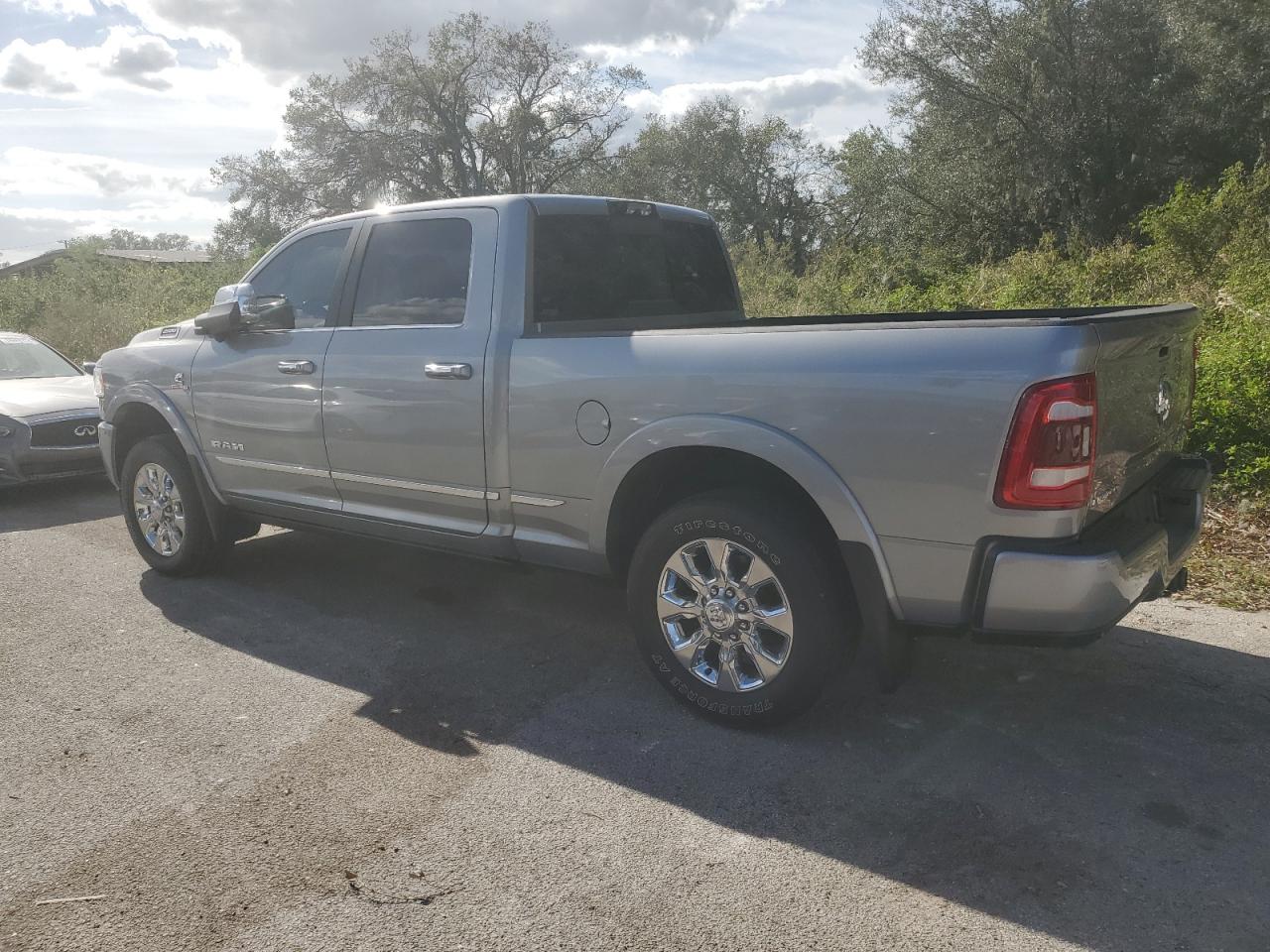 2022 RAM 2500 - Image 2