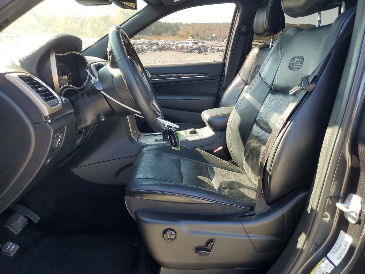 2014 Jeep Grand Cherokee - Image 7