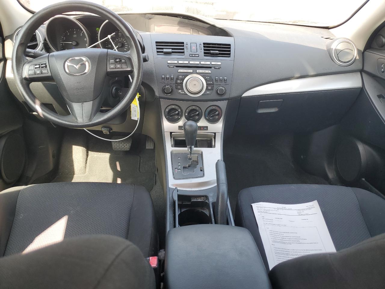 2011 Mazda 3 - Image 8