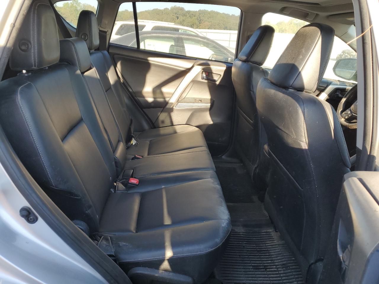 2014 Toyota RAV 4 - Image 11