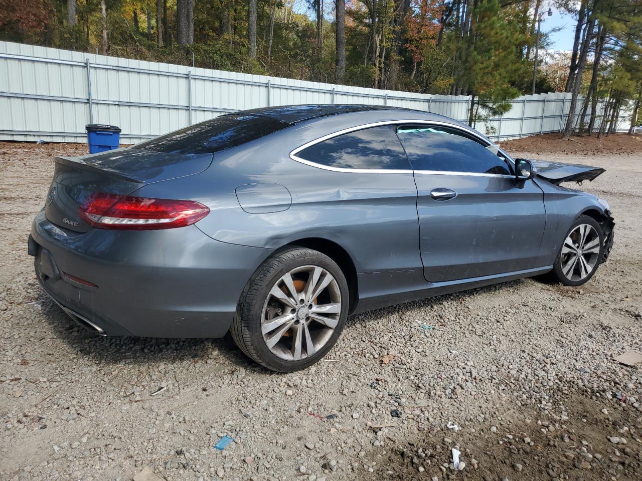 2017 Mercedes-Benz C-klasse - Image 3