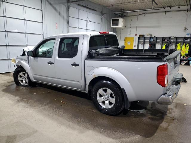  NISSAN FRONTIER 2013 Сріблястий