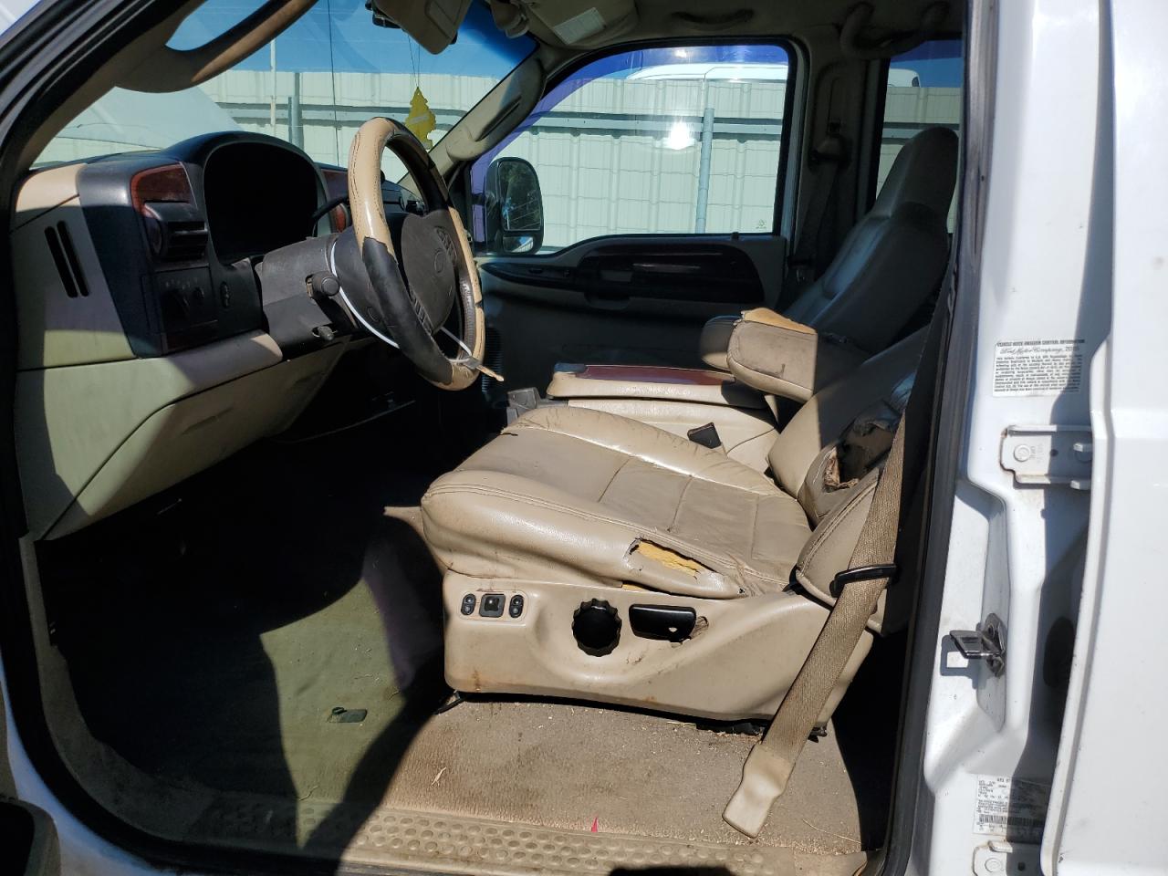 2006 Ford F350 - Image 7