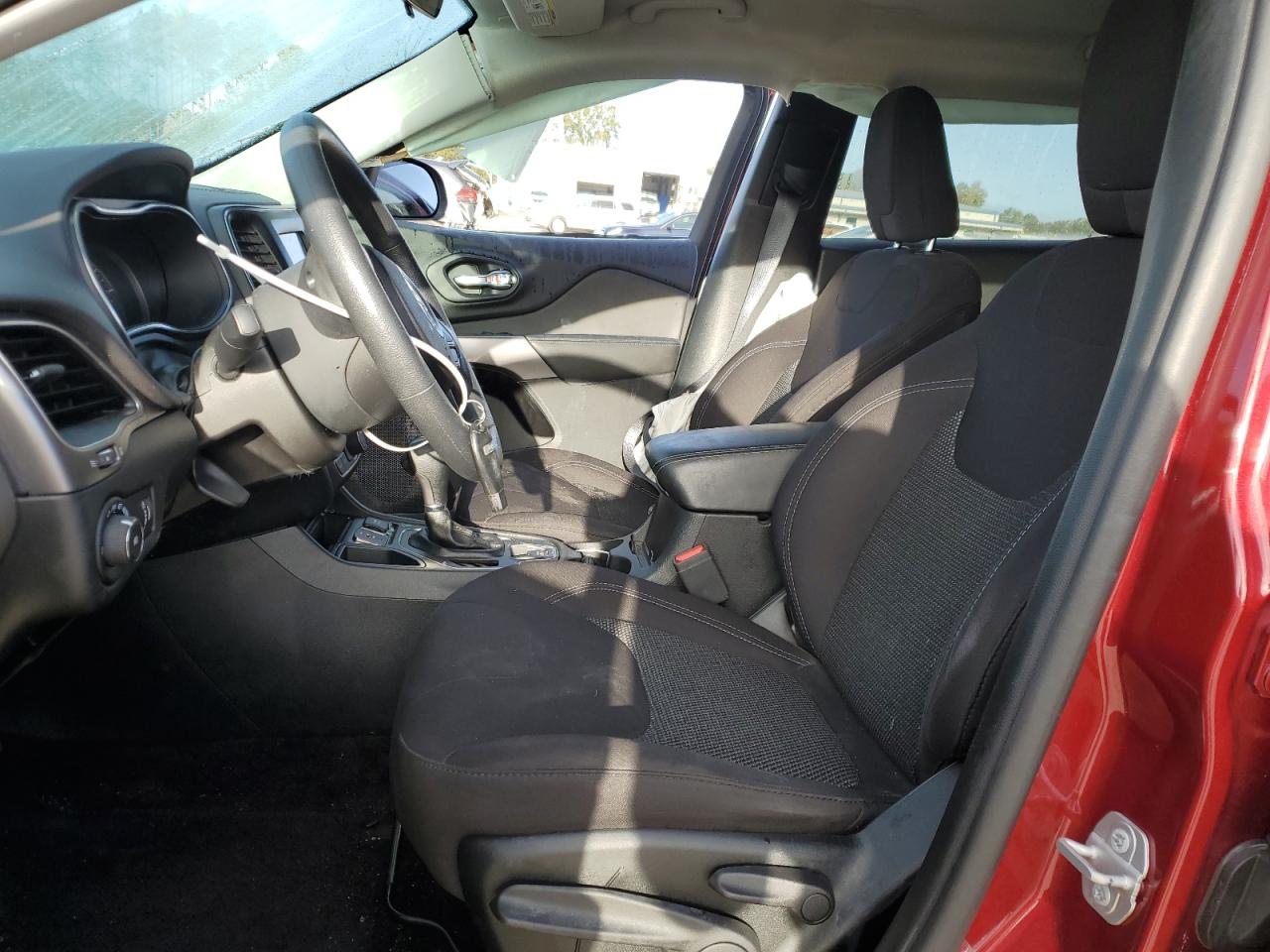 2019 Jeep Grand Cherokee - Image 7