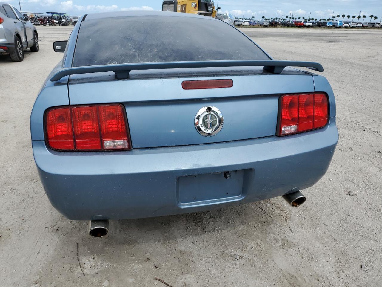 1ZVFT80N965192944 2006 Ford Mustang