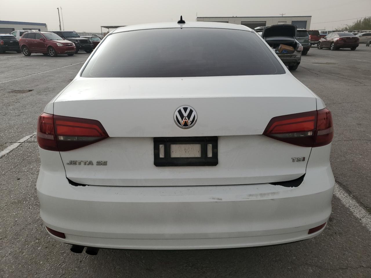 2017 Volkswagen Jetta - Image 6