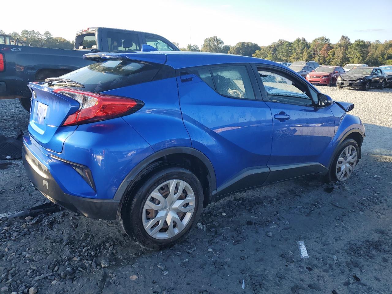 VIN JTNKHMBX9K1060595 2019 TOYOTA C-HR no.3