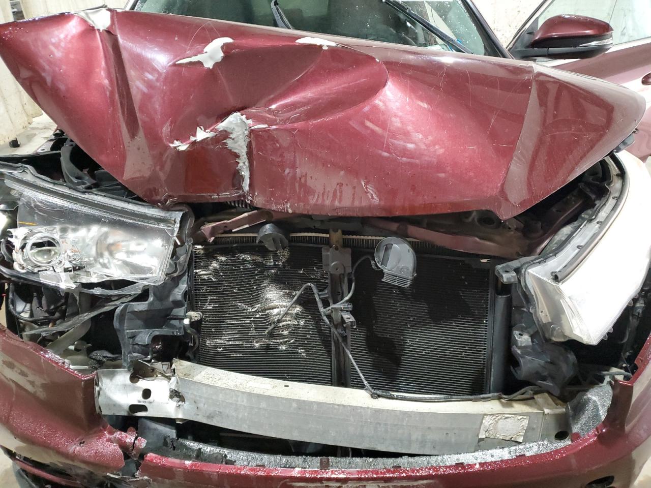 2014 Toyota Highlander Le VIN: 5TDBKRFH9ES035614 Lot: 75286194