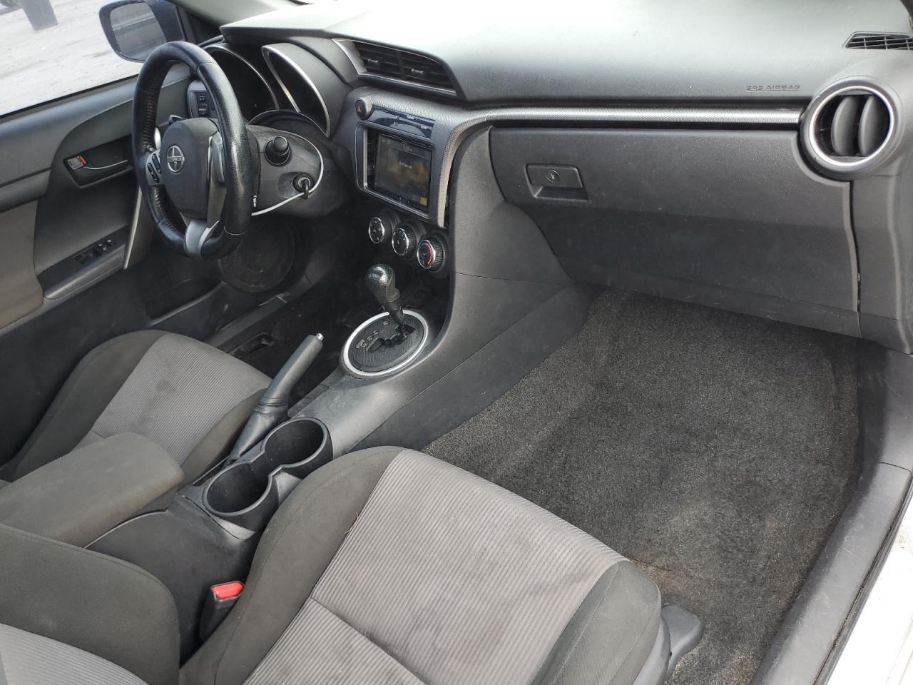 2014 Scion tC - Image 8