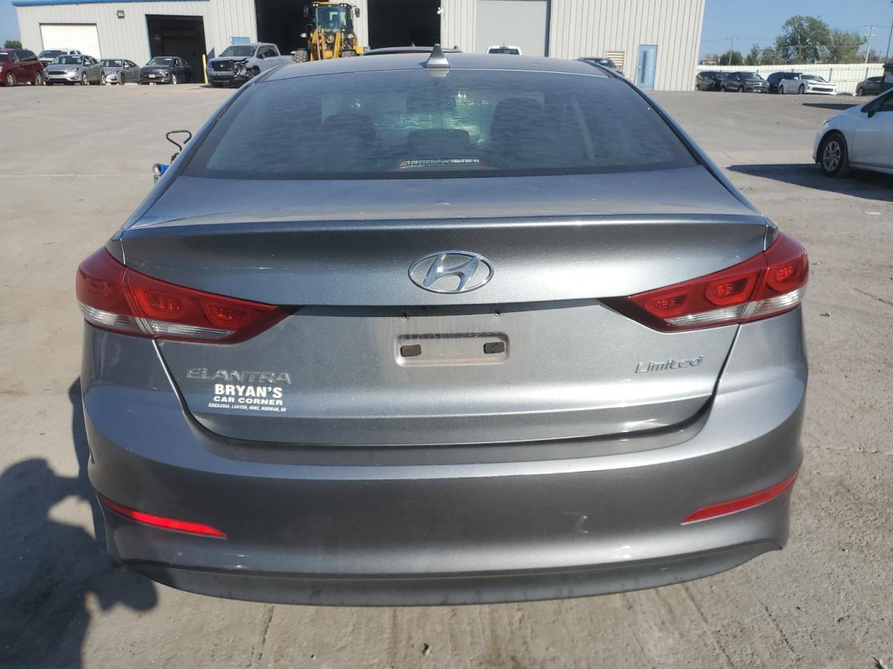 KMHD84LF0HU209529 2017 Hyundai Elantra Se