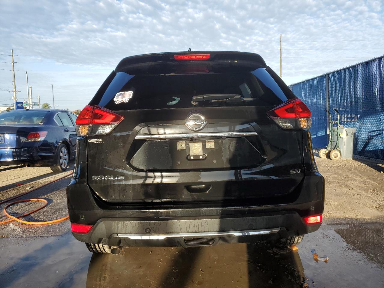 2019 Nissan Rogue S VIN: JN8AT2MT6KW258653 Lot: 74107744