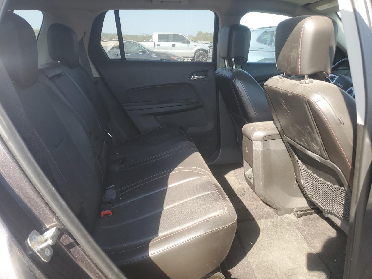 2015 GMC Terrain - Image 10