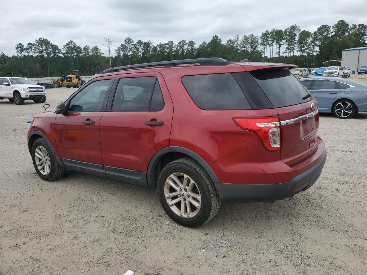 2015 Ford Explorer - Image 2