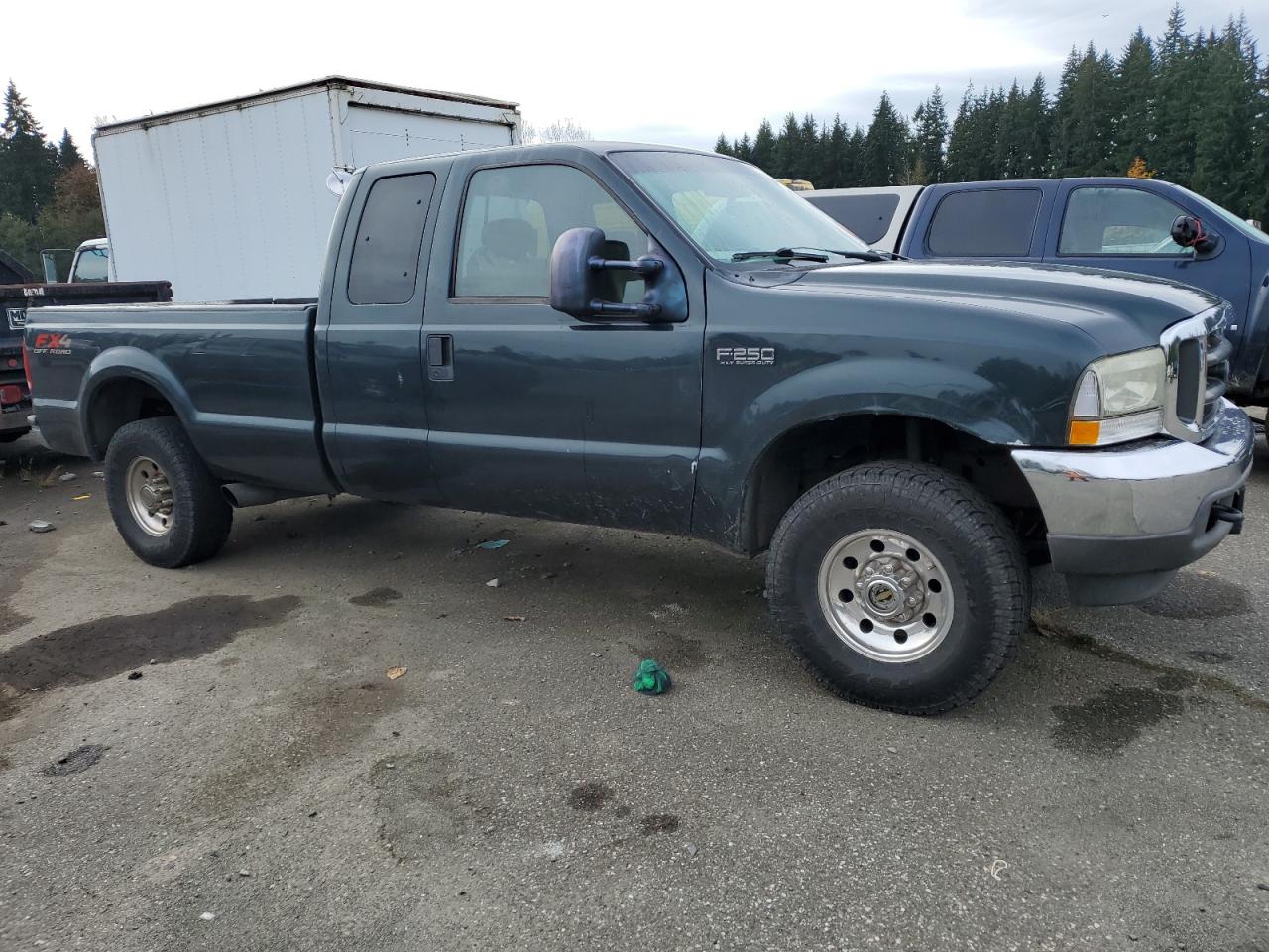 2004 Ford F250 - Image 4