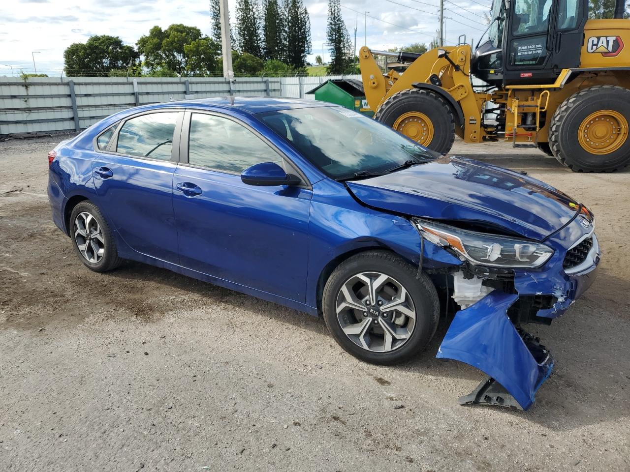 2022 Kia Forte - Image 4