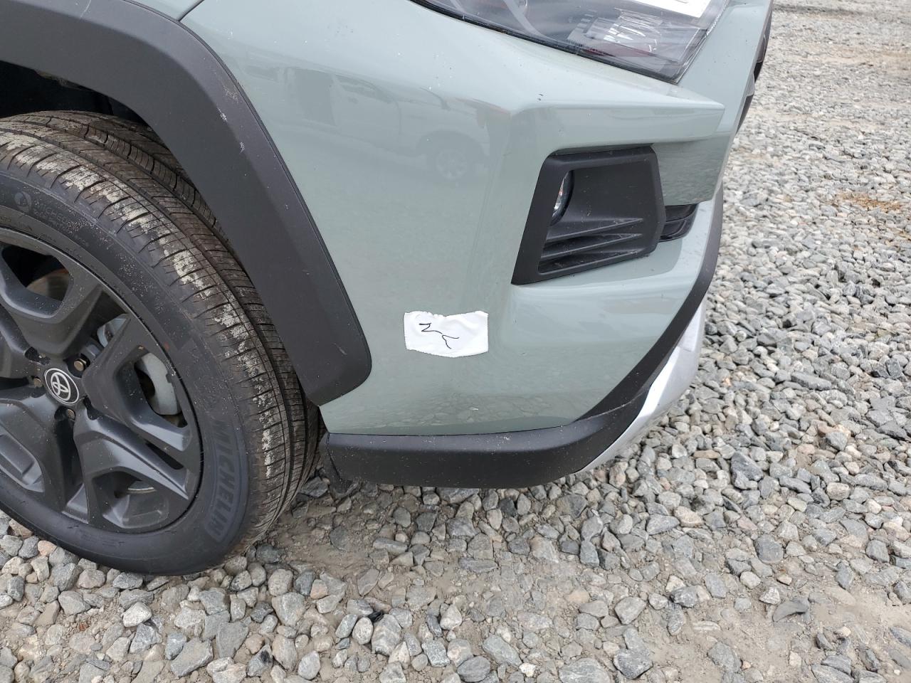 2023 Toyota RAV 4 - Image 13