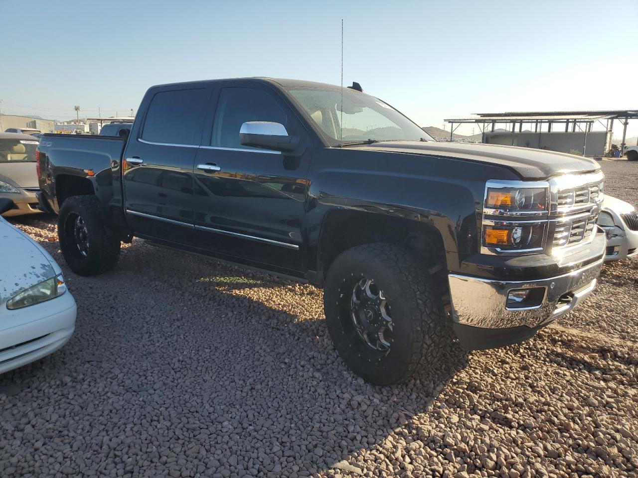 2015 Chevrolet Silverado - Image 4