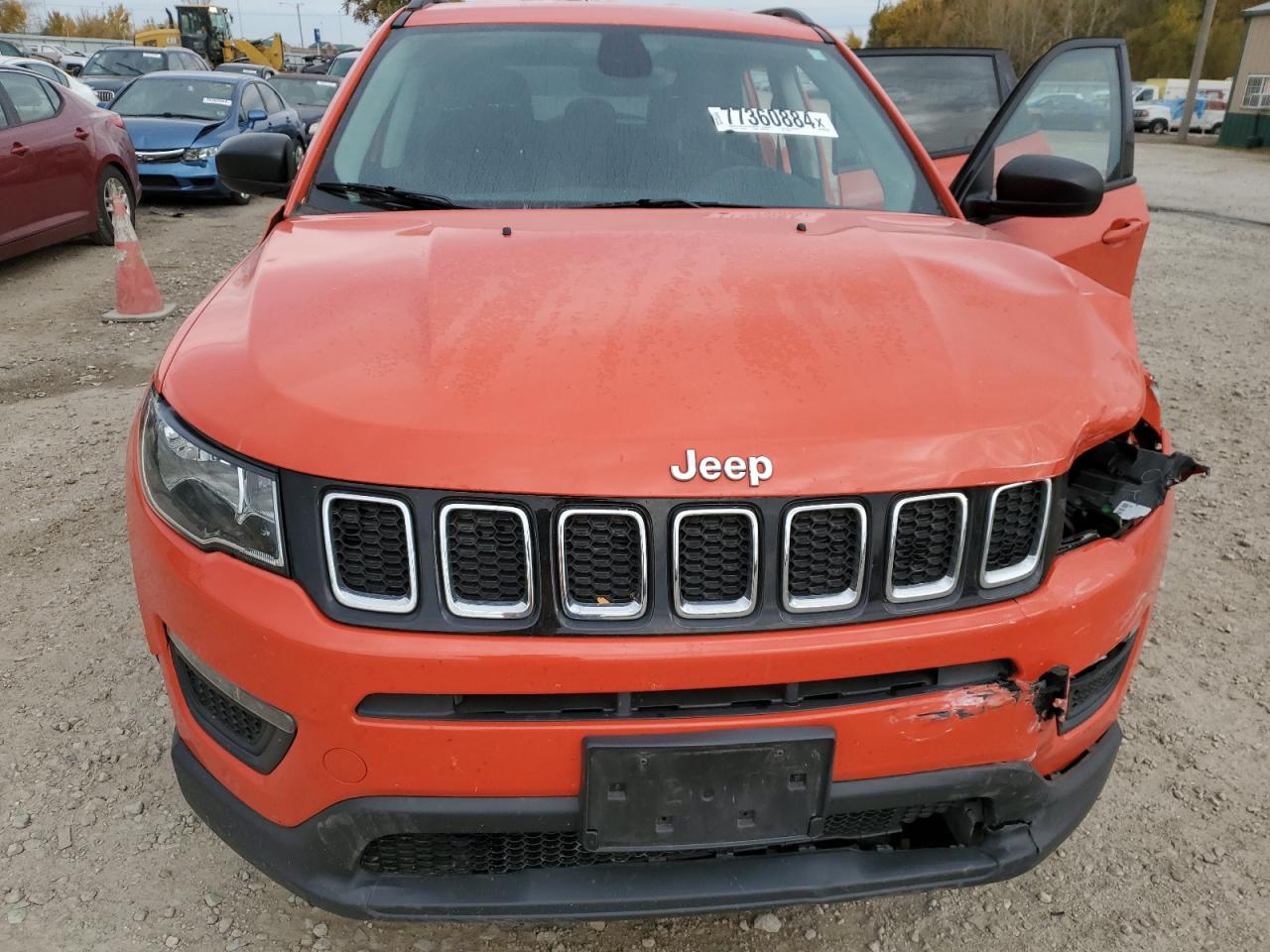 2018 Jeep Compass - Image 13